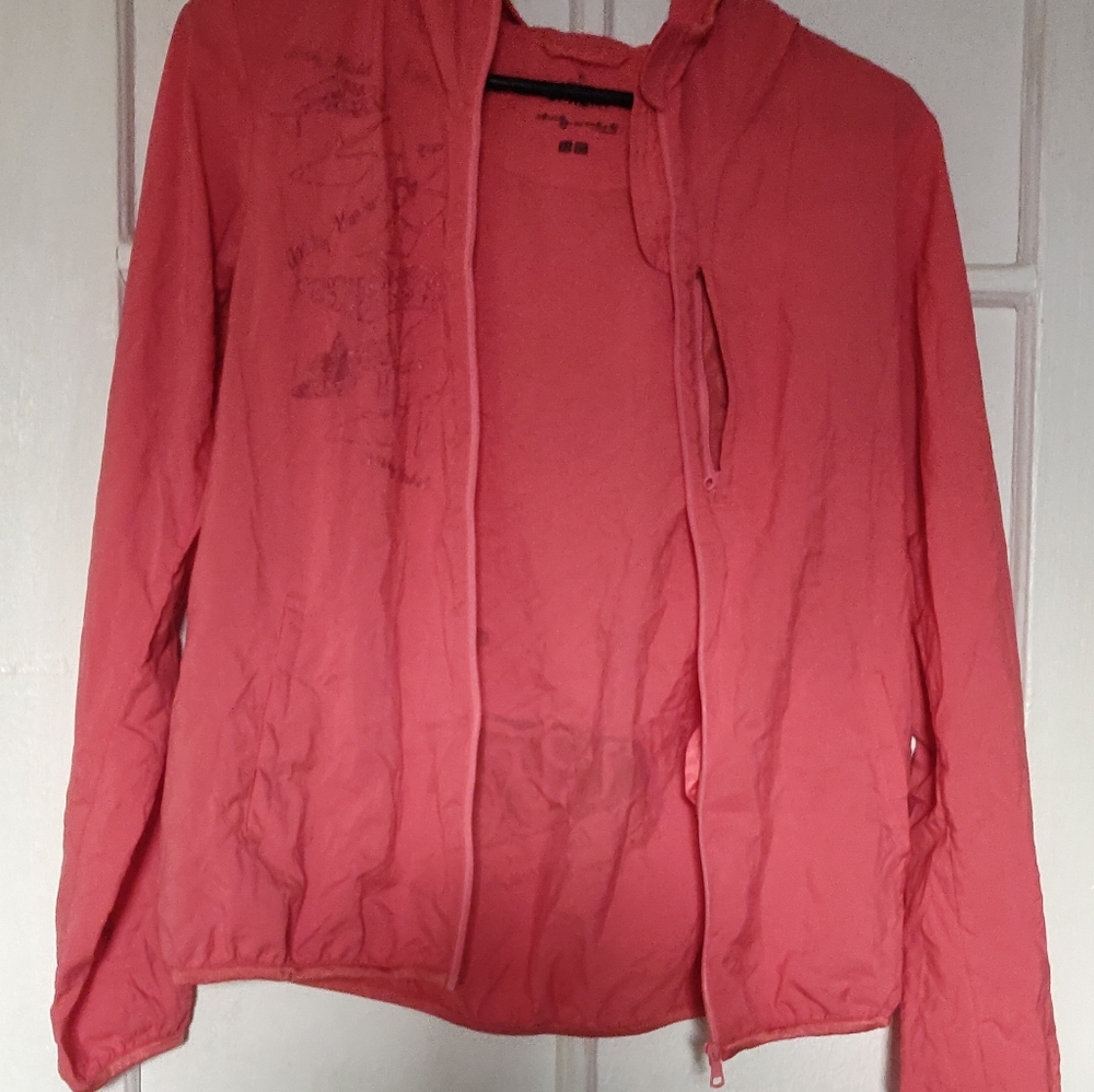 Uniqlo Andy Warhol SPRZ NY coral red pink foldable pocket jacket size S